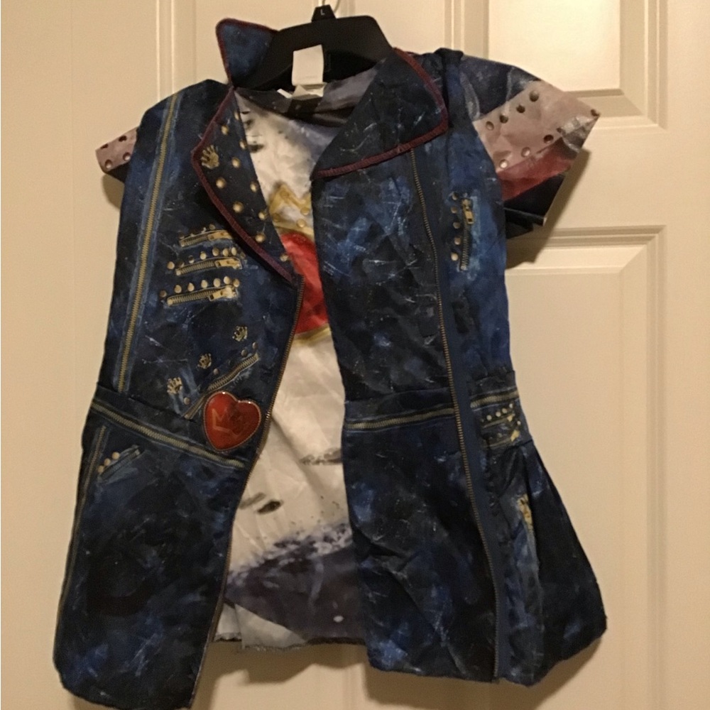 Descendants costume